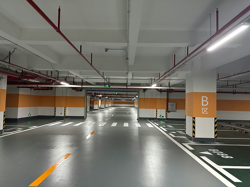 停车场超耐磨地坪漆完工效果图
