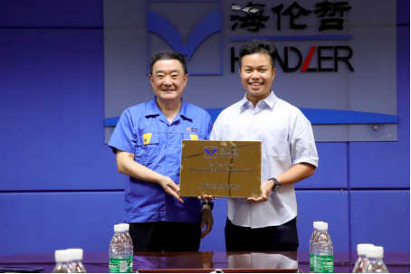 DB真人公司举行马来西亚经销商授权仪式  